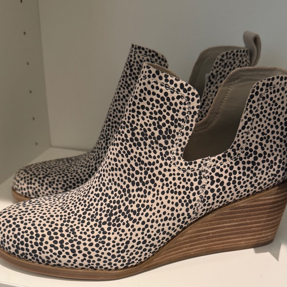 Toms Black and Cream Polka Dot Ankle Booties
